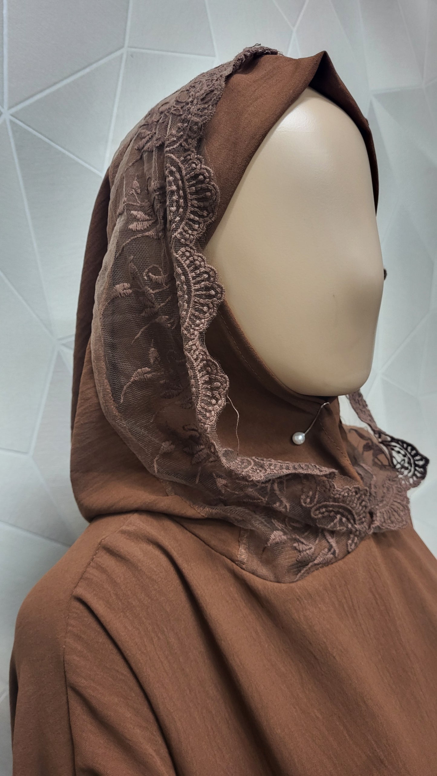 Abaya Amira